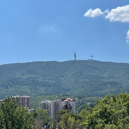 Big Apartment With Private Parking - Extra View Skopje Exterior photo